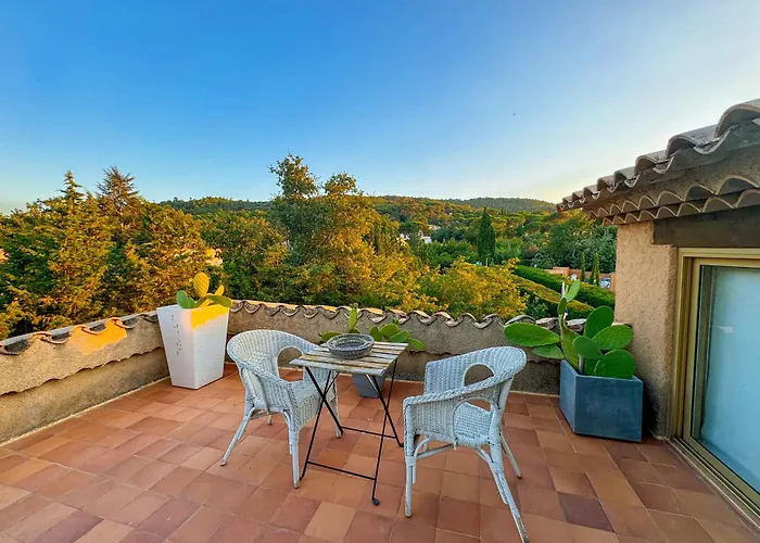 Privee Dans Provencale Séjour chez l'habitant